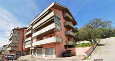 Appartamento in Vendita a Bellante via Marco Biagi 5
