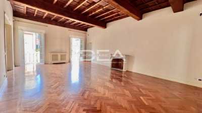 Appartamento in Vendita a Lucca via Santa Croce