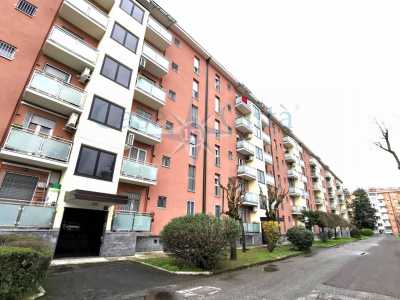 Appartamento in Vendita a Milano via Ugobetti Bonola
