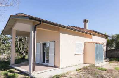 Villa in Vendita a Poggio Nativo via Conca di Cornazzano 8