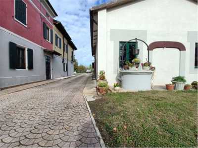 Villa in Vendita a San Felice sul Panaro via 1 Maggio 1400