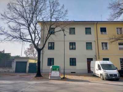 Villa in Vendita a Parma