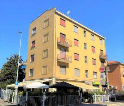 Appartamento in Vendita a Parma via Savani 24