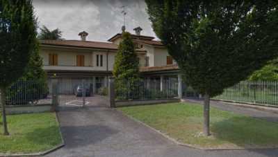 Villa in Vendita a Luzzara Viale Giovanni Xxiii