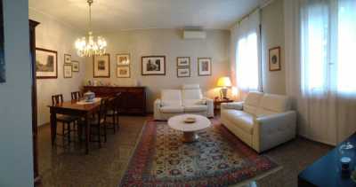 Villa in Vendita a Reggiolo
