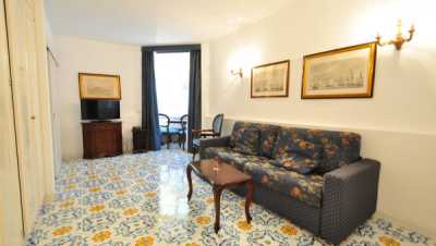 Appartamento in Vendita a Capri via Fuorlovado 36