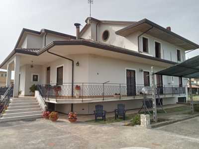 Villa in Vendita ad Alife