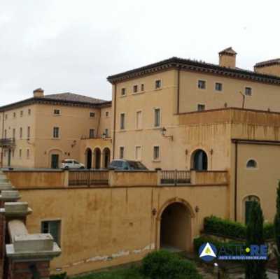 Appartamento in Vendita a Volterra Volterra