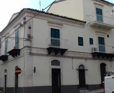 Edificio Stabile Palazzo in Vendita a Ragusa Centro Storico Alto