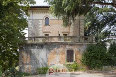Villa in Vendita a Todi via Pantalla 1 Todi