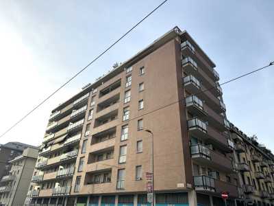 Appartamento in Vendita a Milano via Giambellino 96 Milano