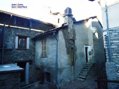 Rustico Casale Corte in Vendita a Villaneuve via San Biagio