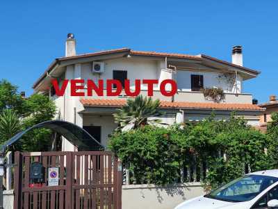 Villa in Vendita a Ladispoli Viale Mediterraneo Let b Cerreto Stazione