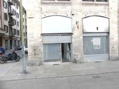 Locale Commerciale in Affitto a Torino via Nizza San Salvario
