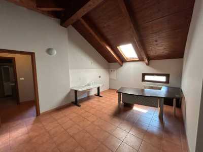 Appartamento in Vendita a Chieri via San Domenico Centro Storico