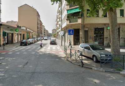 Locale Commerciale in Vendita a Torino via Sette Comuni