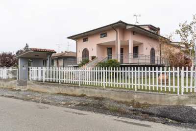 Villa Singola in Vendita a Torrazza Coste via Aldo Moro