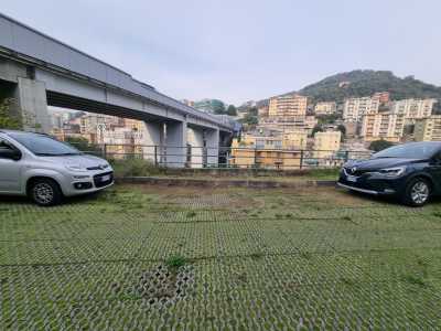 Box Posto Auto in Vendita a Genova via Carpenera Quezzi