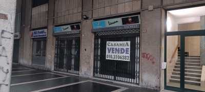 Locale Commerciale in Vendita a Genova via Tullio Molteni 7r 9r Sampierdarena