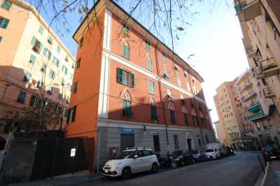 Appartamento in Vendita a Genova via del Lagaccio