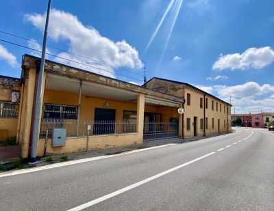 Edificio Stabile Palazzo in Vendita a Roverchiara via Bogone Roverchiara Centro
