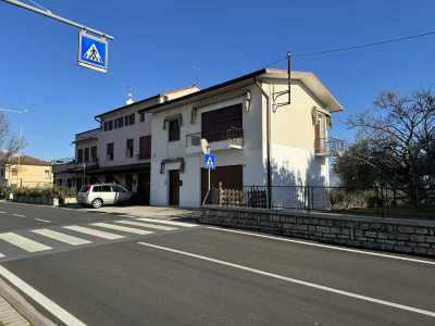 Villa a Schiera in Vendita a Vittorio Veneto via Generale Giardino Carpesica