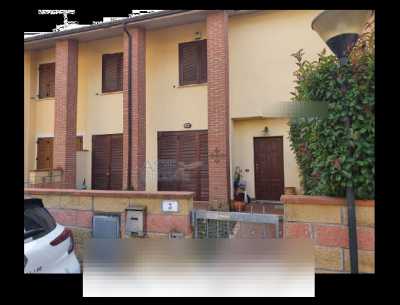 Villa a Schiera in Vendita a Vecchiano via Ugo la Malfa 3