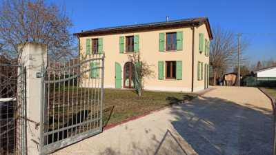 Villa in Vendita a San Felice sul Panaro via Galeazza 2836
