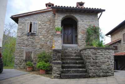Palazzo Stabile in Vendita ad Ortignano Raggiolo Monte Borgnoli