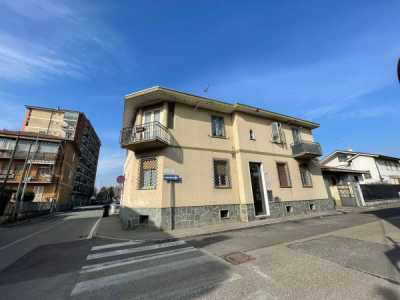 Appartamento in Vendita a Grugliasco via Fratelli Rosselli 56
