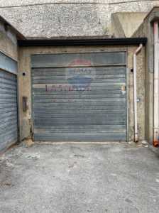 Box Garage in Vendita a Favara via Pier Santi Mattarella 112