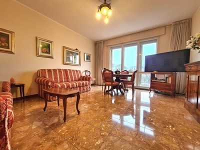 Appartamento in Vendita a Padova via Monte Cengio
