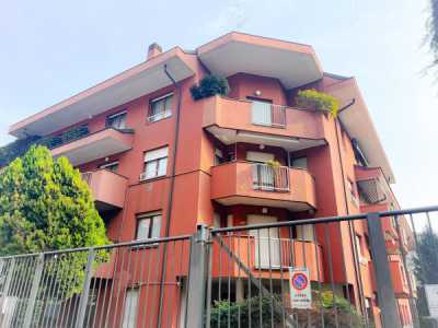 Appartamento in Vendita a Milano via Taormina 23