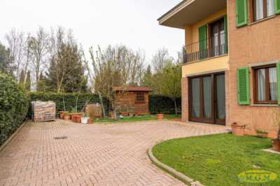 Villa in Vendita a Santa Croce Sull