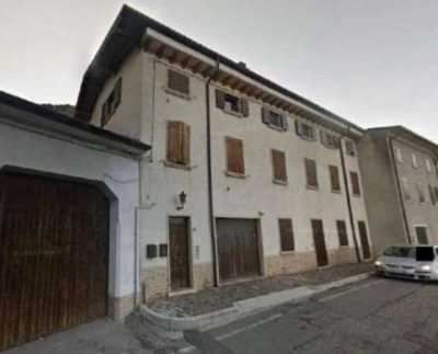 Appartamento in Vendita a Dolcè via Rovereto