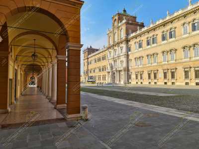 Appartamento in Affitto a Modena Piazza Roma Centro Storico