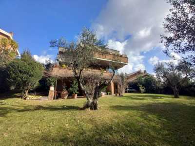 Villa in Vendita a Sacrofano via Santa Maria