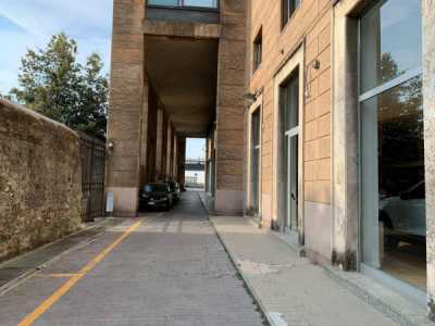 Appartamento in Affitto a Genova via Amba Alagi