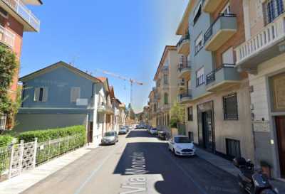 Appartamento in Vendita a Torino via Moncalvo