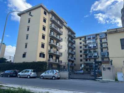 Appartamento in Vendita a Palermo Corso Dei Mille 973