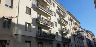 Appartamento in Vendita a Milano via Cesare da Sesto 10
