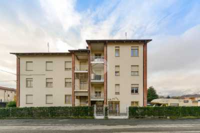 Appartamento in Vendita a Fiano via Castello 5