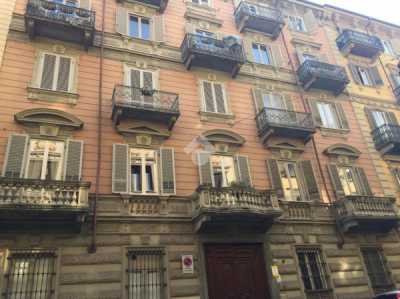 Appartamento in Affitto a Torino via Massena 43