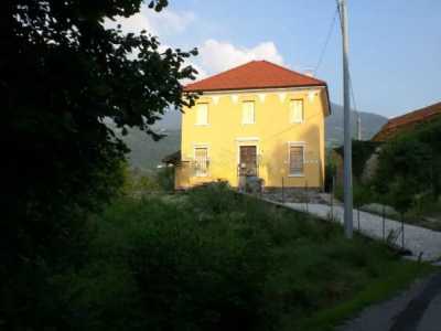 Villa in Vendita a Limana via Ceresera