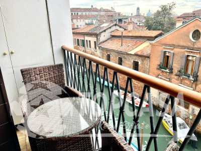 Appartamento in Vendita a Venezia Fondamenta del Batelo