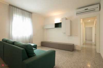 Appartamento in Affitto a Modena via Siena 10