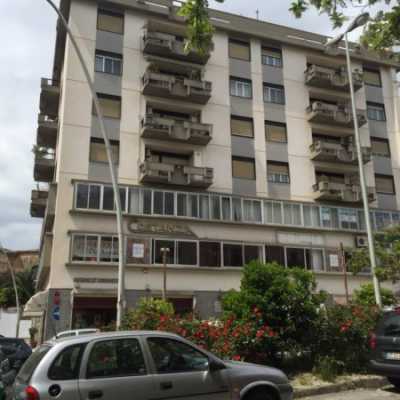 Appartamento in Affitto a Caltanissetta via Piave