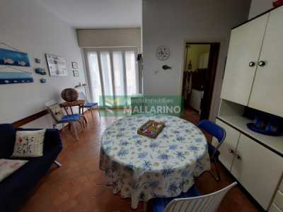 Appartamento in Affitto a Finale Ligure via m Castelli 20