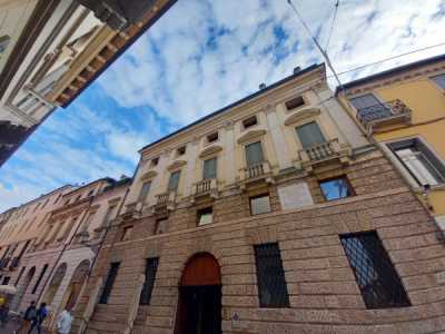 Appartamento in Vendita a Vicenza Corso Andrea Palladio
