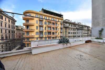 Appartamento in Vendita a Roma via Nino Bixio Esquilino